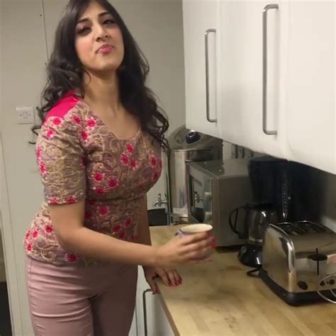 desi mms porn leaked|DesiFile